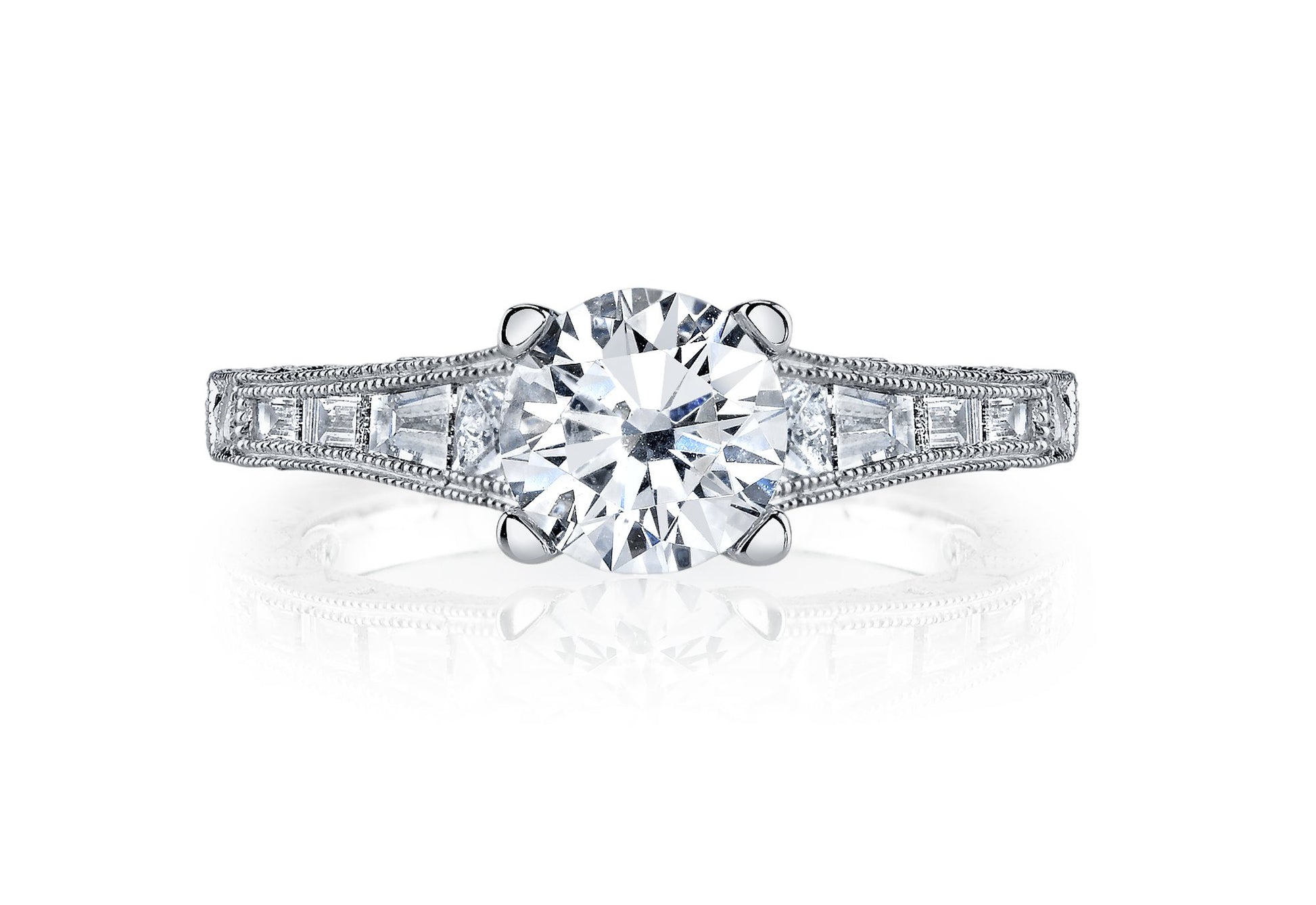 18K White Gold Diamond Engagement Ring