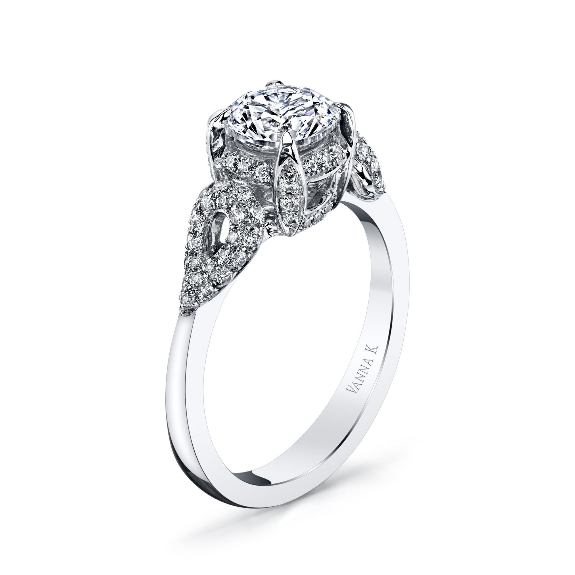 18K White Gold Halo Diamond Engagement Ring