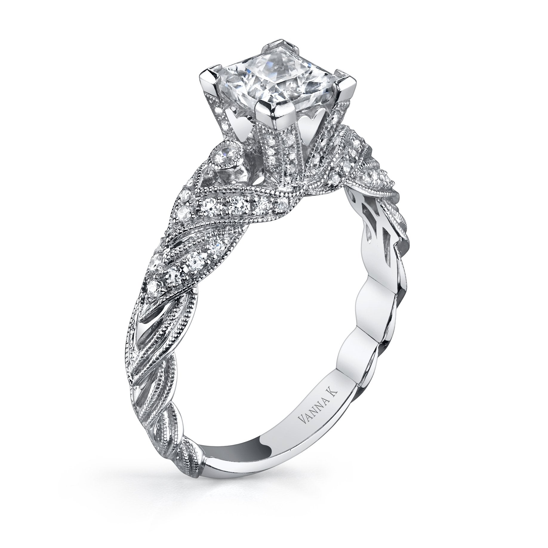 18K White Gold Diamond Engagement Ring