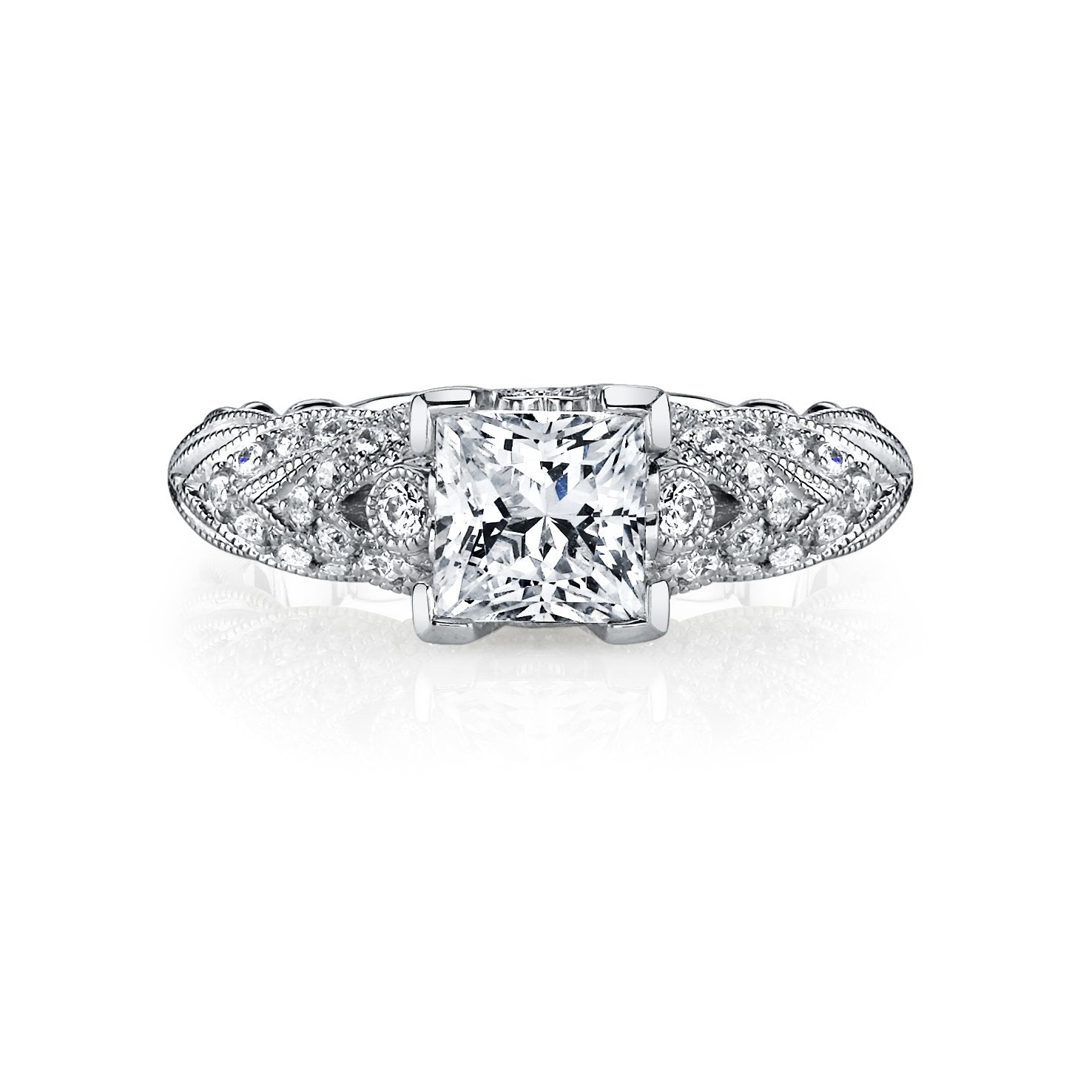 18K White Gold Diamond Engagement Ring