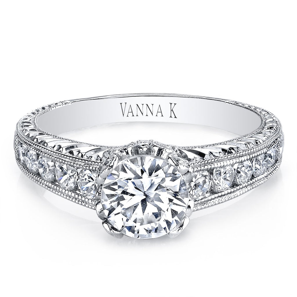 18K White Gold Diamond Engagement Ring