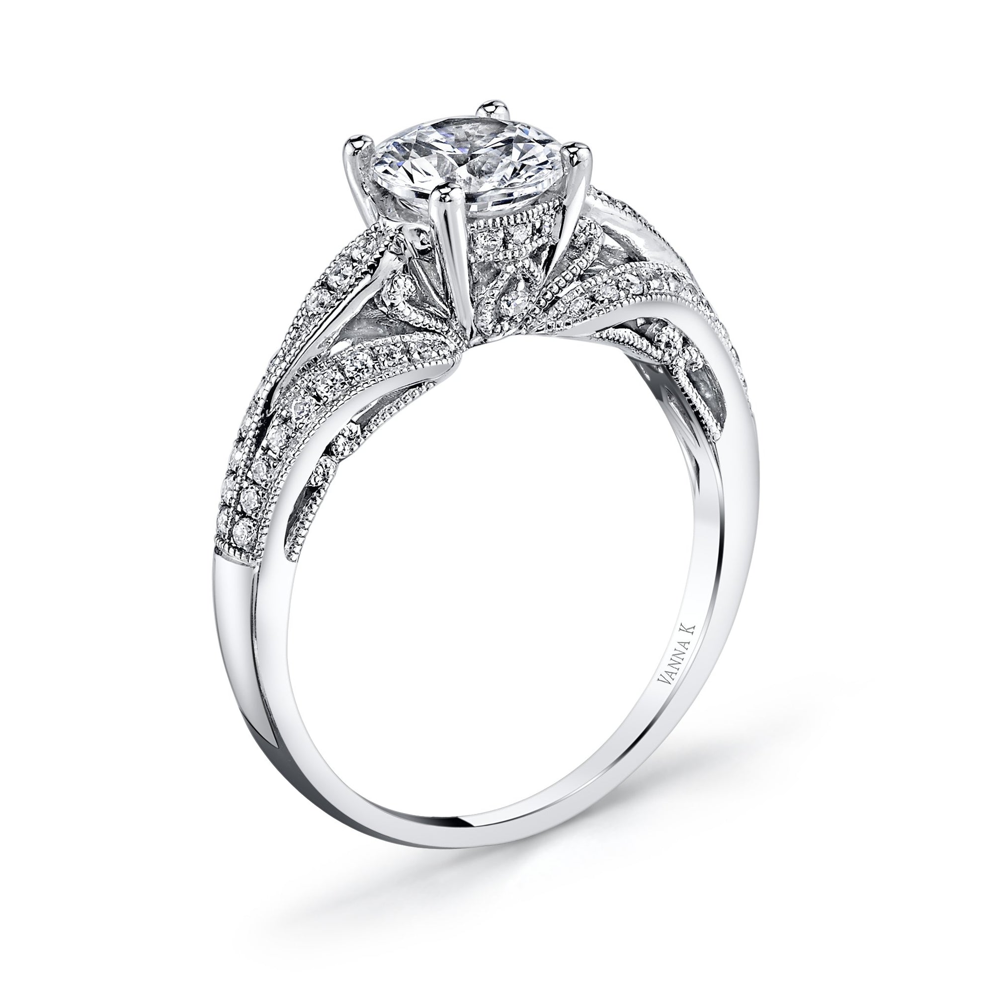 18K White Gold Halo Diamond Engagement Ring