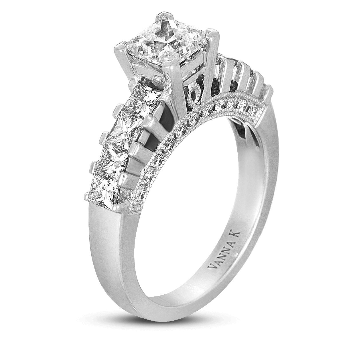 18K White Gold Diamond Engagement Ring