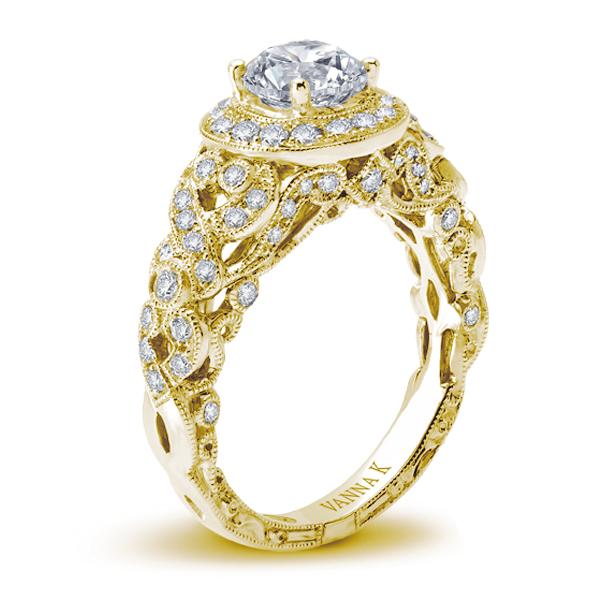 18K YELLOW GOLD HALO DIAMOND ENGAGEMENT RING