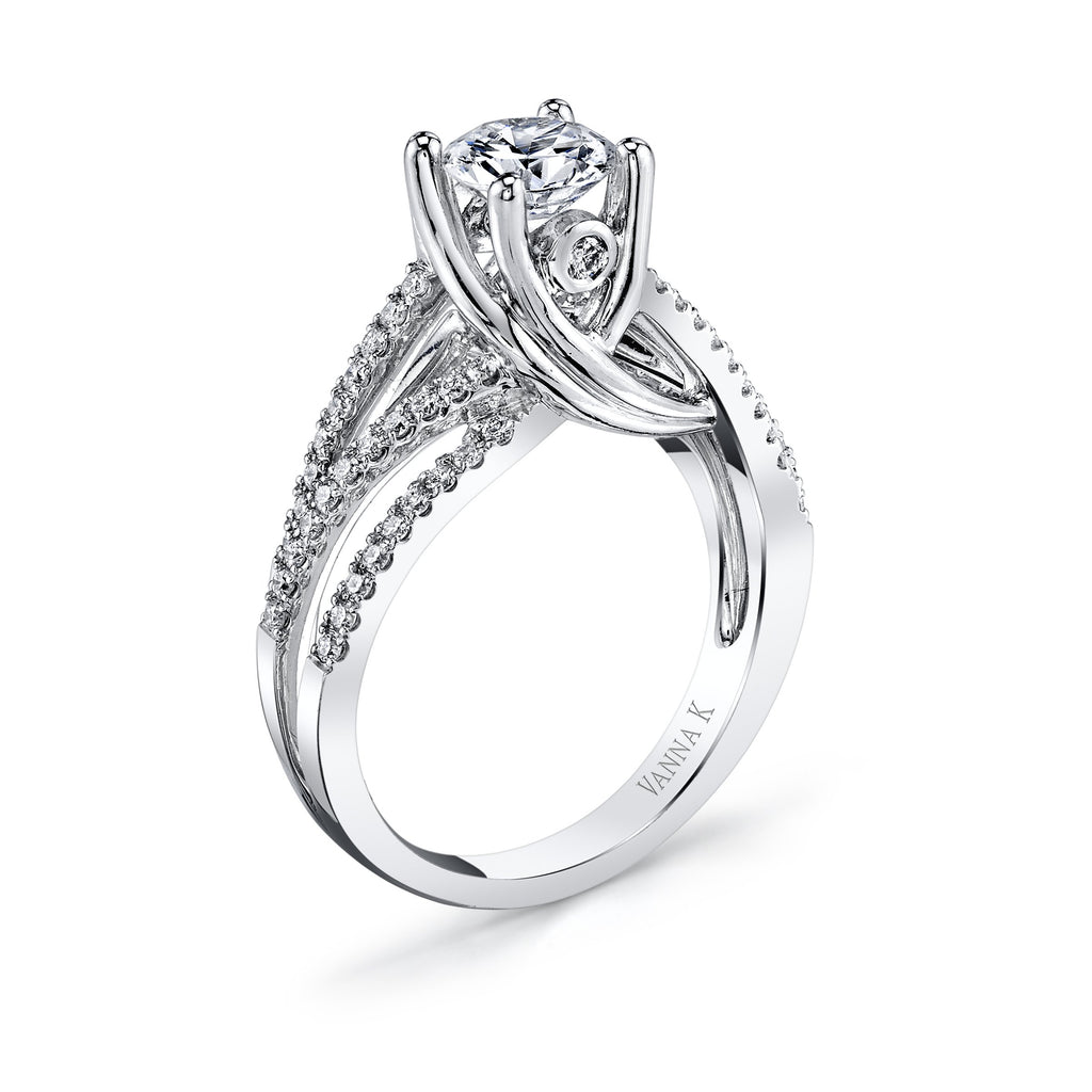 18K White Gold Diamond Engagement Ring