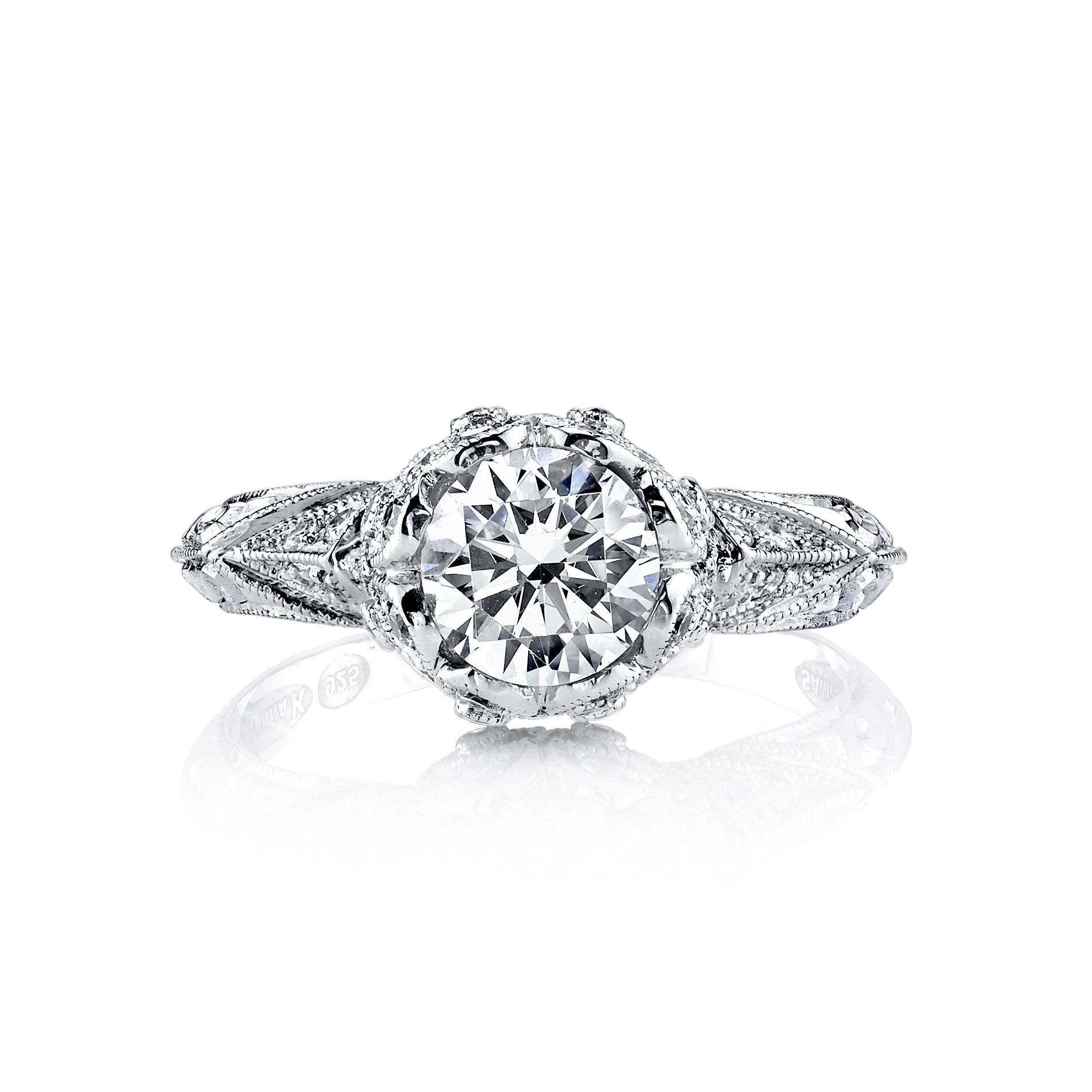 18K White Gold Diamond Engagement Ring