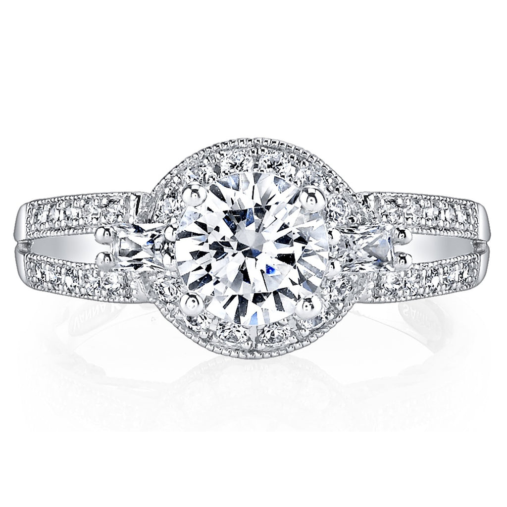 18K White Gold Diamond Engagement Ring