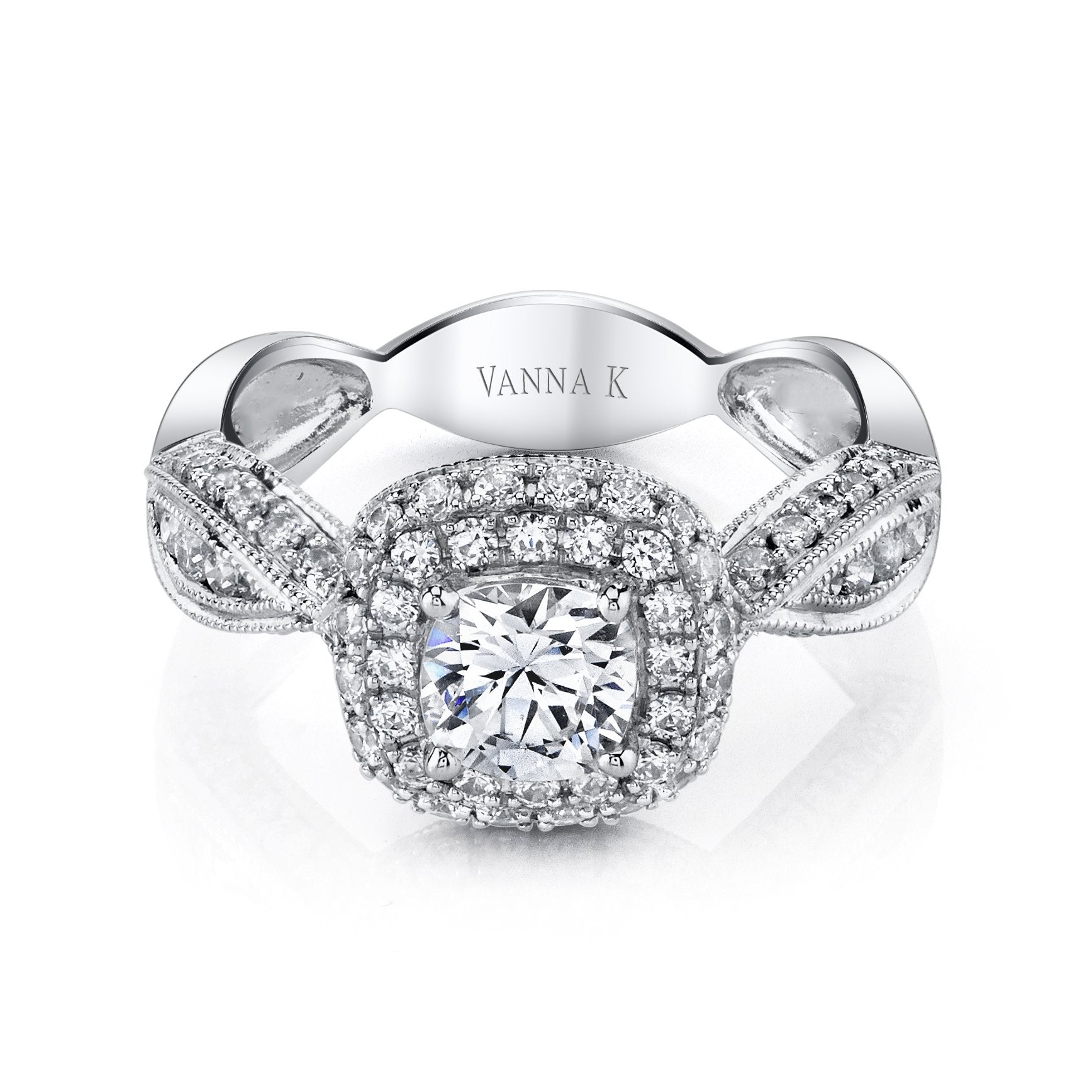 18K White Gold Halo Diamond Engagement Ring