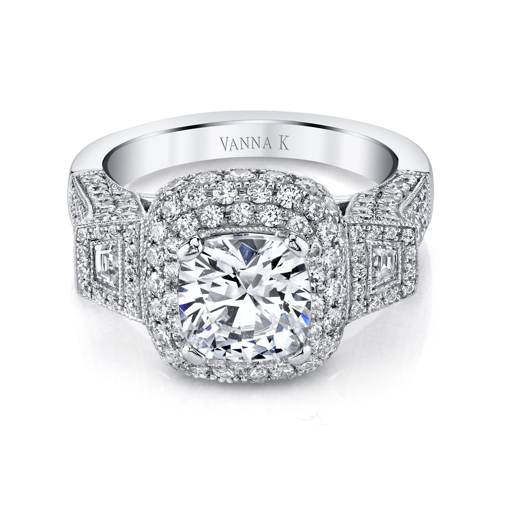 18K White Gold Halo Diamond Engagement Ring
