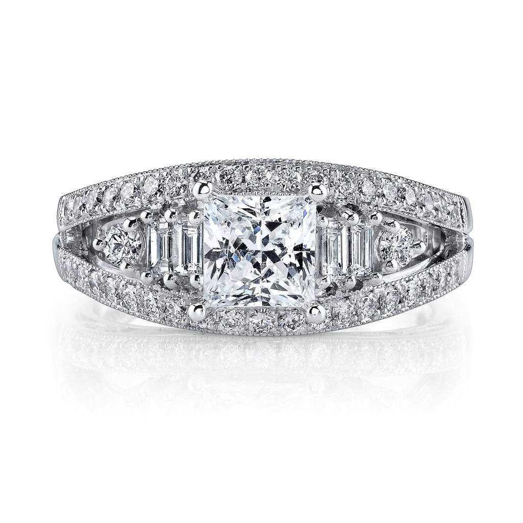 18K White Gold Diamond Engagement Ring