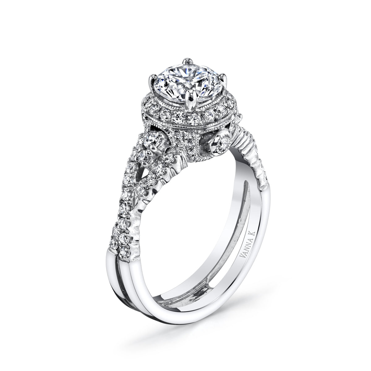 18K White Gold Halo Diamond Engagement Ring