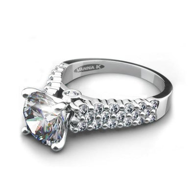 18K White Gold Diamond Engagement Ring